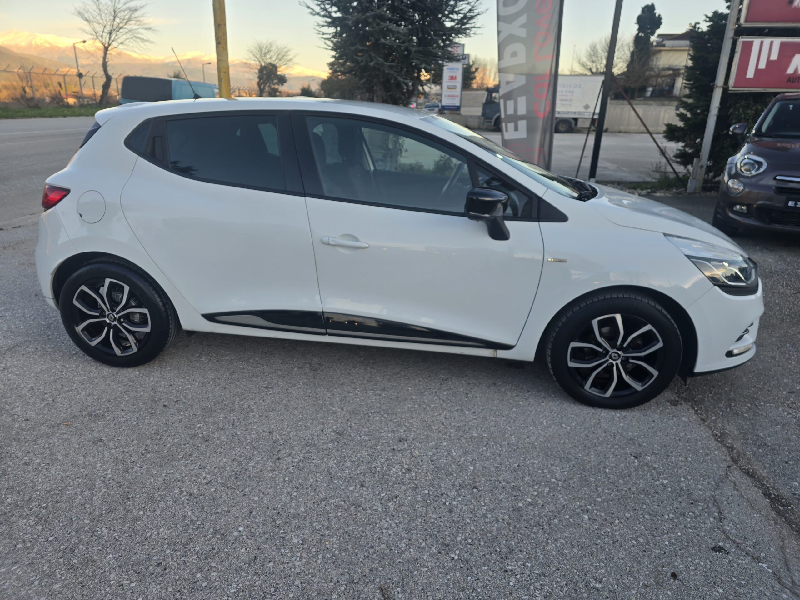 RENAULT CLIO 2018 ENERGY - Image 7