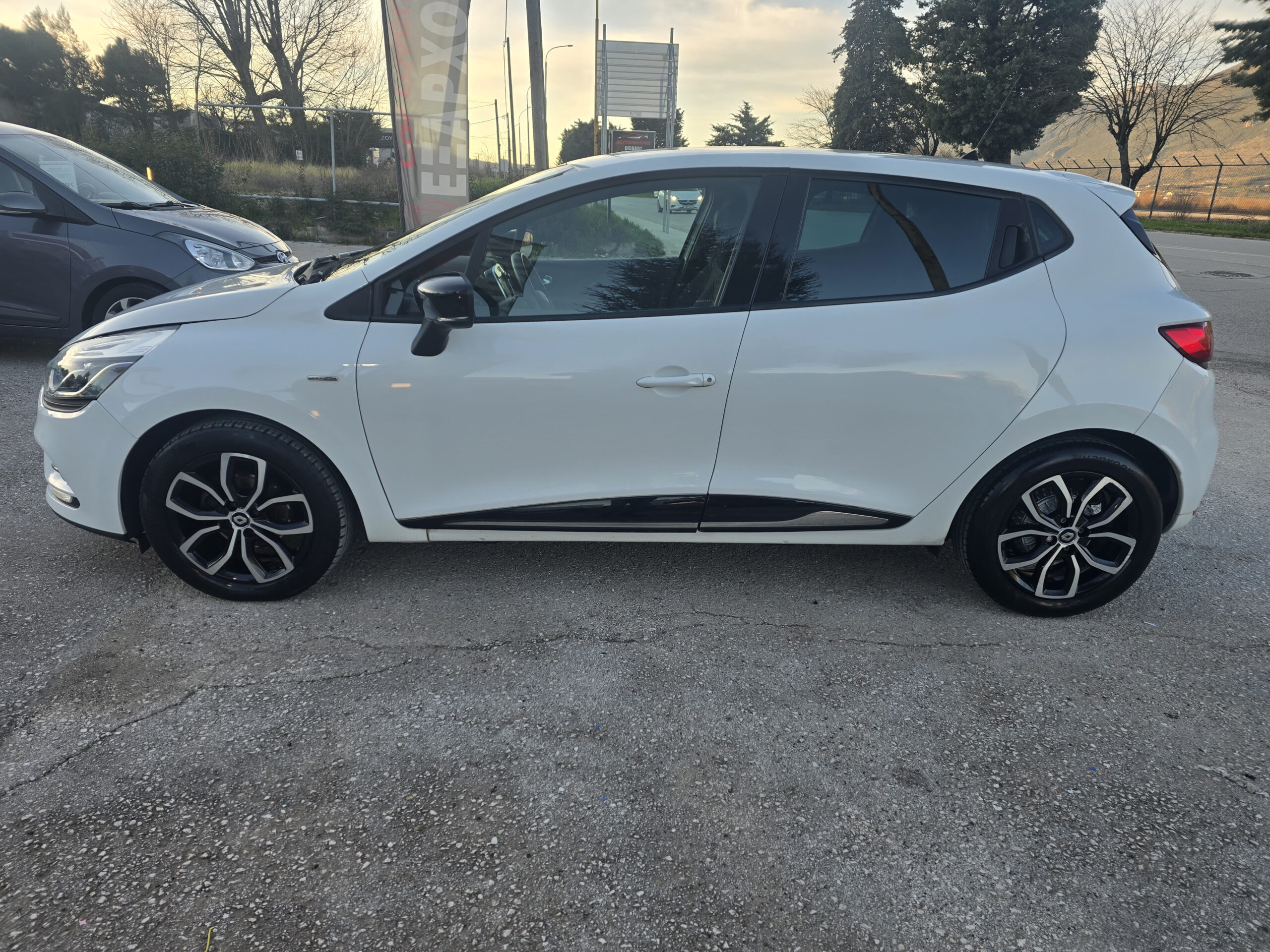RENAULT CLIO 2018 ENERGY - Image 6