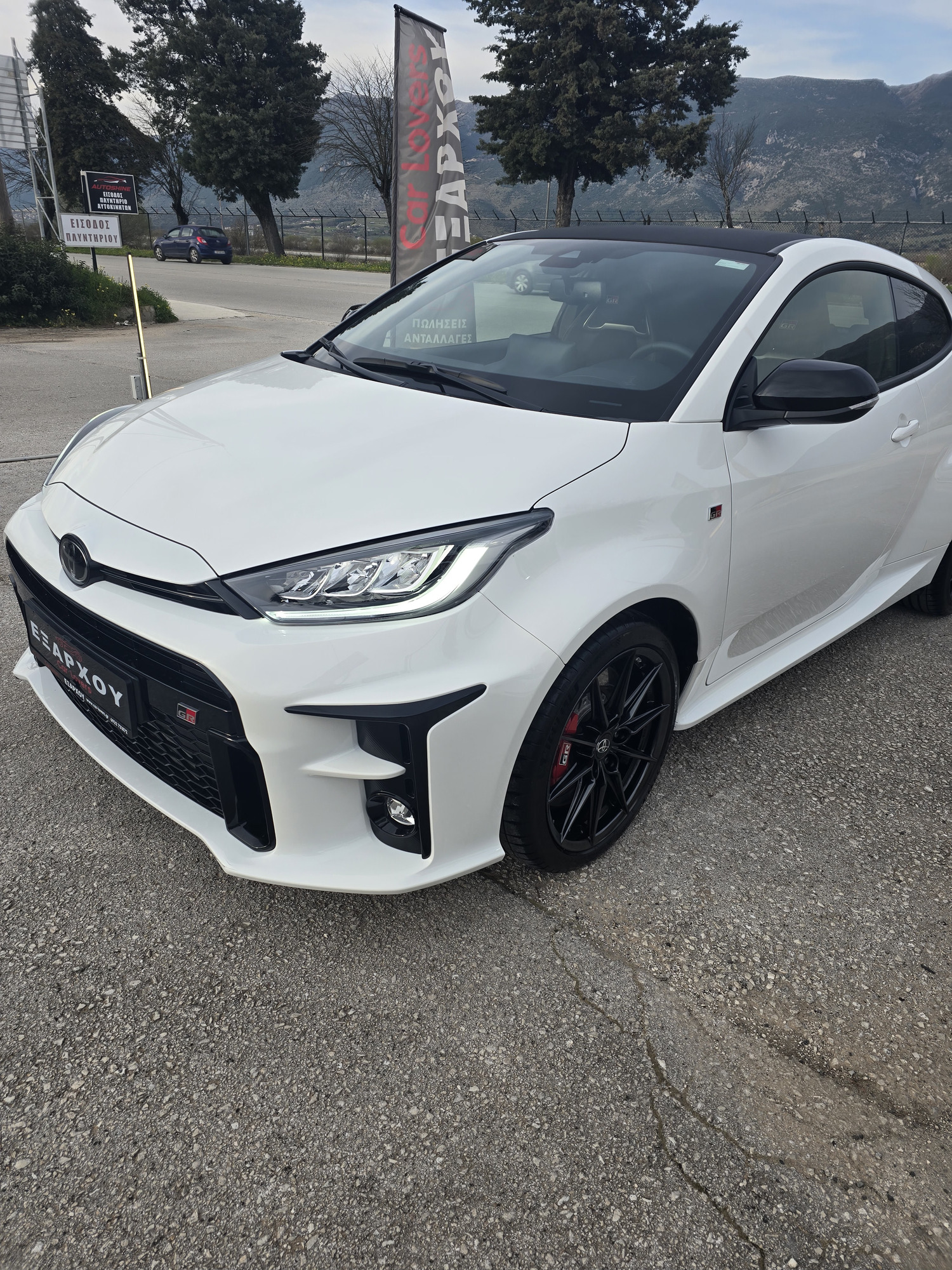 TOYOTA YARIS GR 4X4 - Image 17