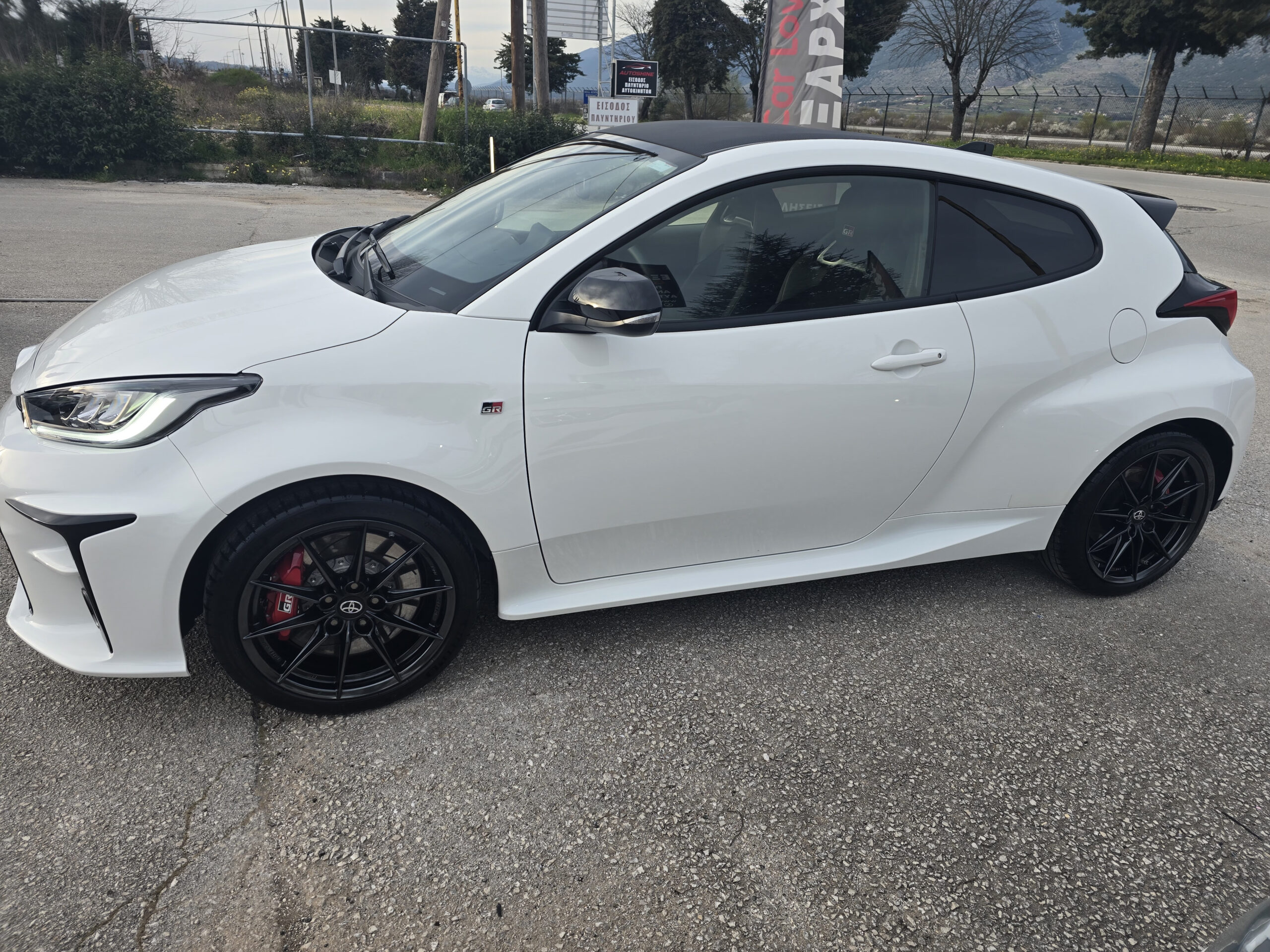 TOYOTA YARIS GR 4X4 - Image 7