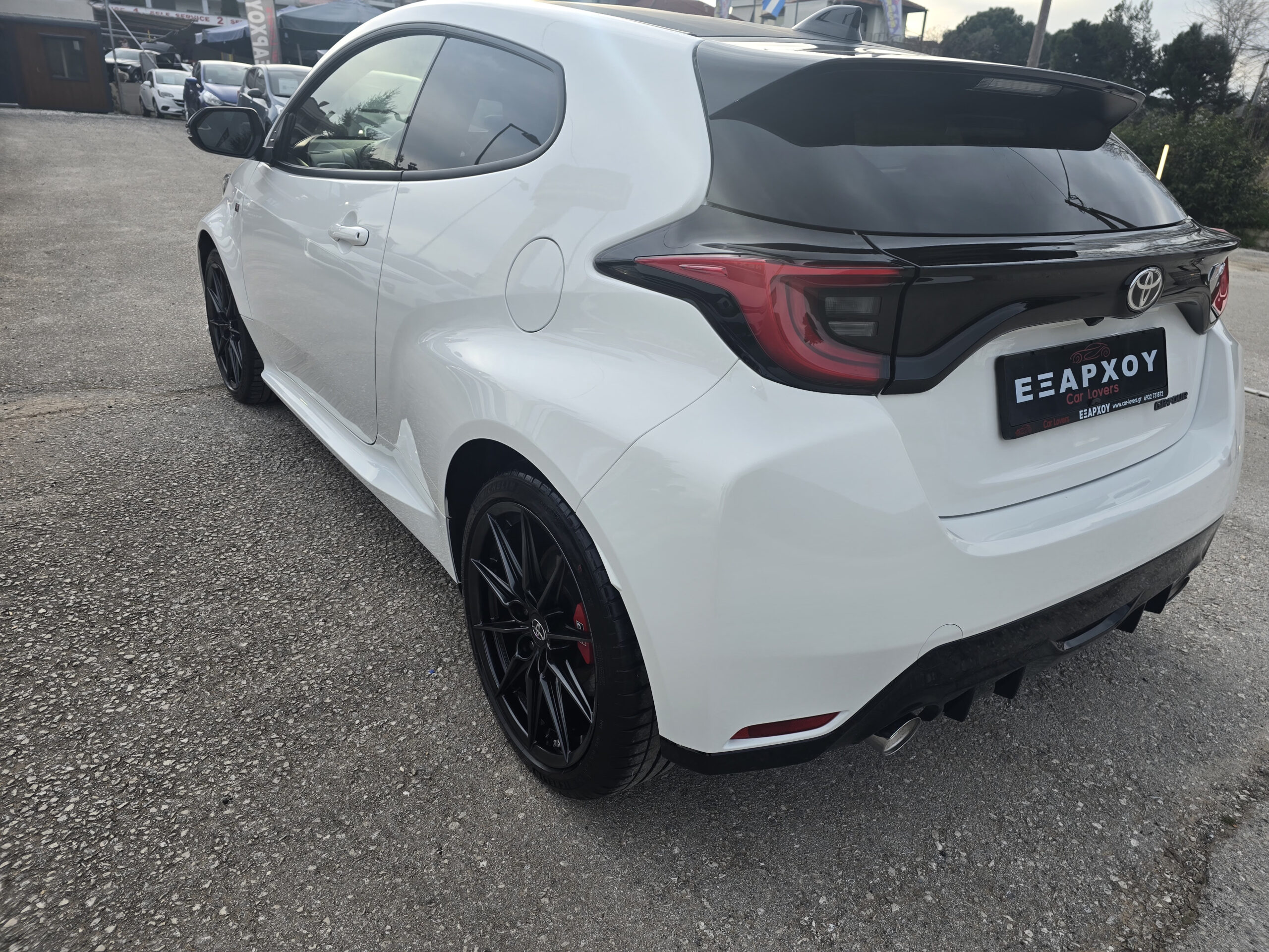 TOYOTA YARIS GR 4X4 - Image 3