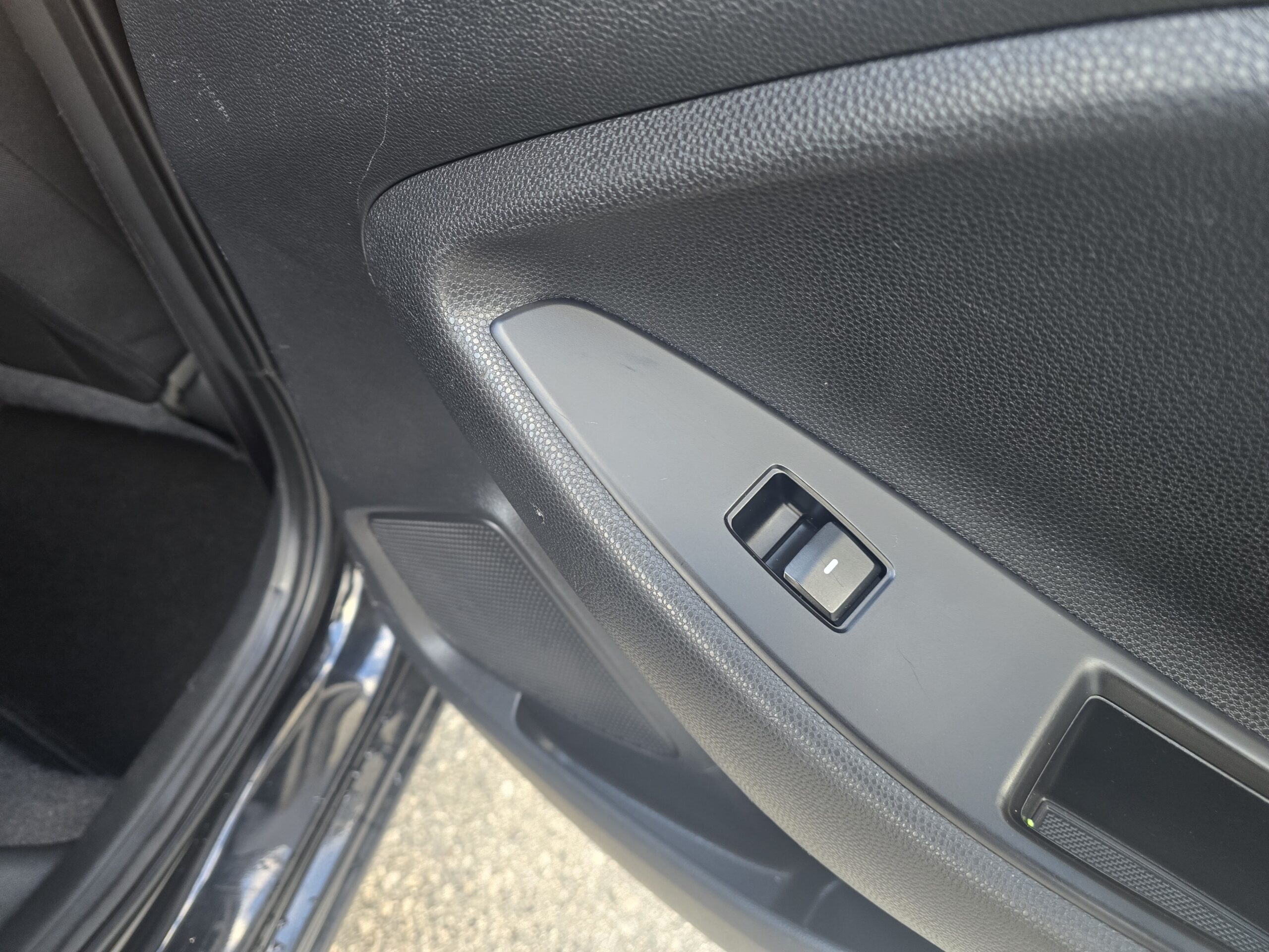 HYUNDAI !20 2017 COMFORT - Image 9