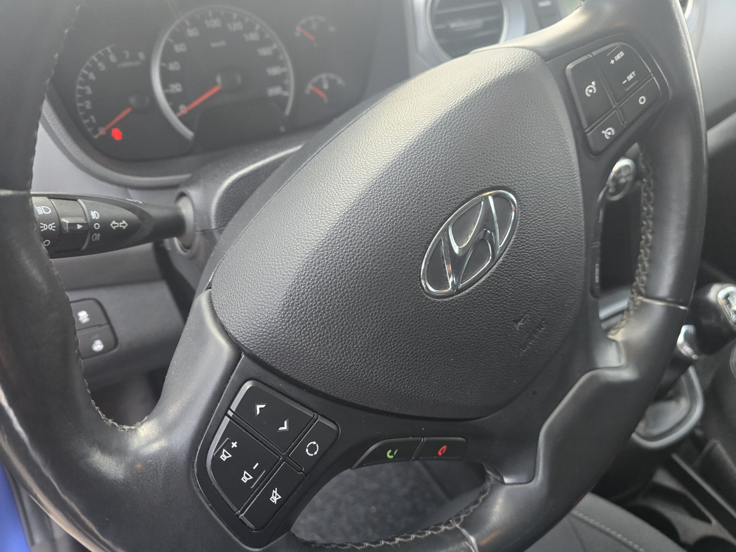 HYUNDAI !10 2019 1.2 cc 87hp - Image 14